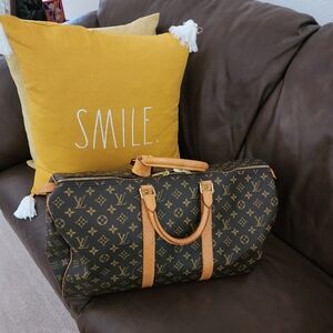 Louis Vuitton "Keepall 50" duffle monogram canvas ♥️Authentic)